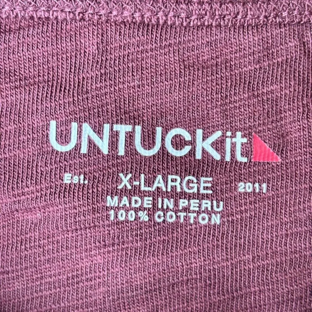 UNTUCKit Men's Yannik Henley Shirt Size XL Burgundy L/S‎ Cotton Slub Casual